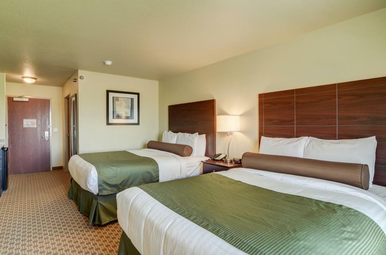 Cobblestone Inn & Suites-Kersey Zewnętrze zdjęcie